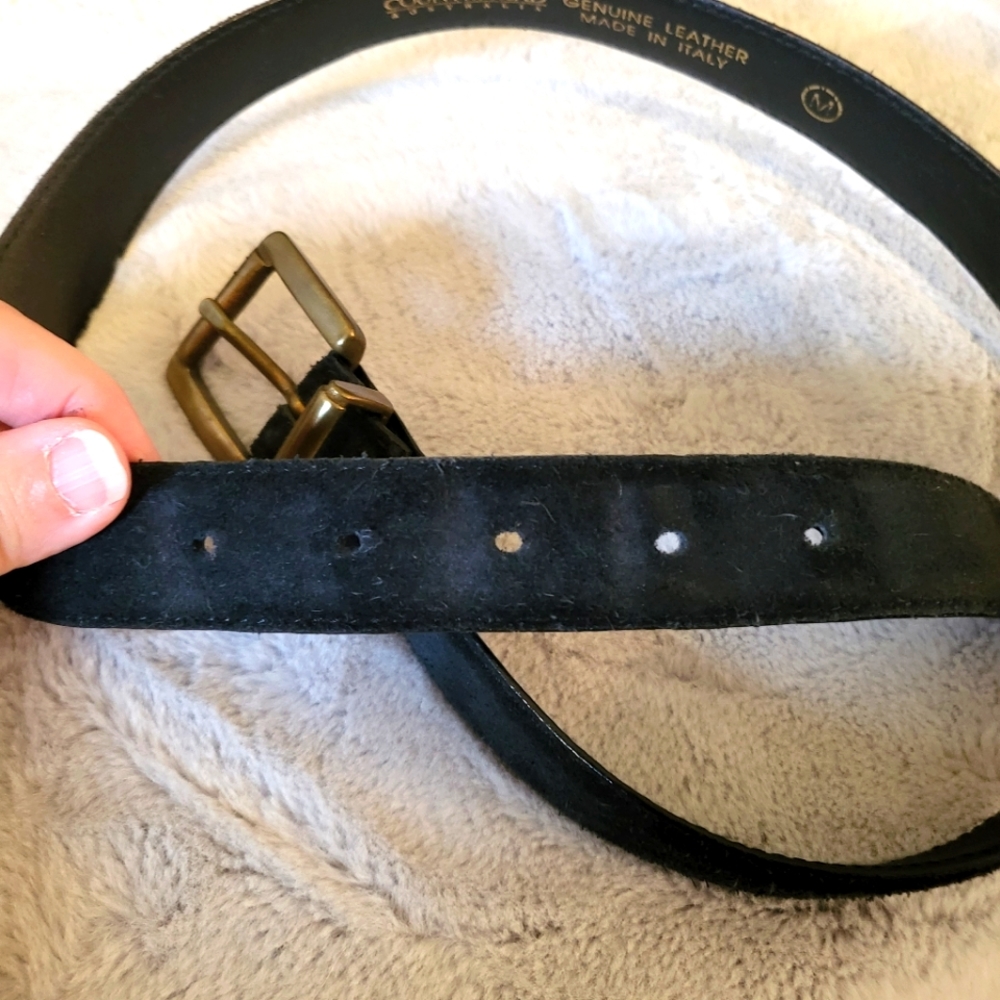 Belt. Country rd leather women's belt. Black.  27"-31"